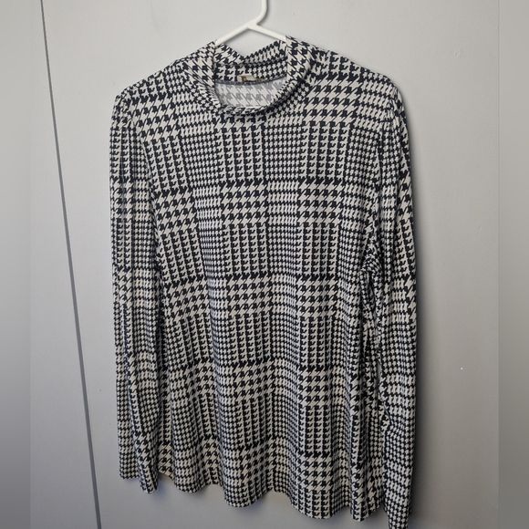 LAURA Plus Size Long Sleeve Shirt Women Size XXL Black And White houndstooth - Picture 1 of 9